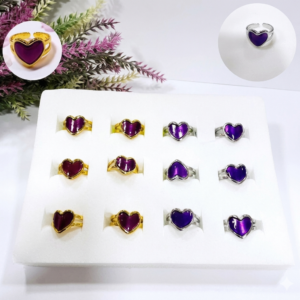 Caja de Anillos Ajustables de Acero Inoxidable con Corazones de Esmalte